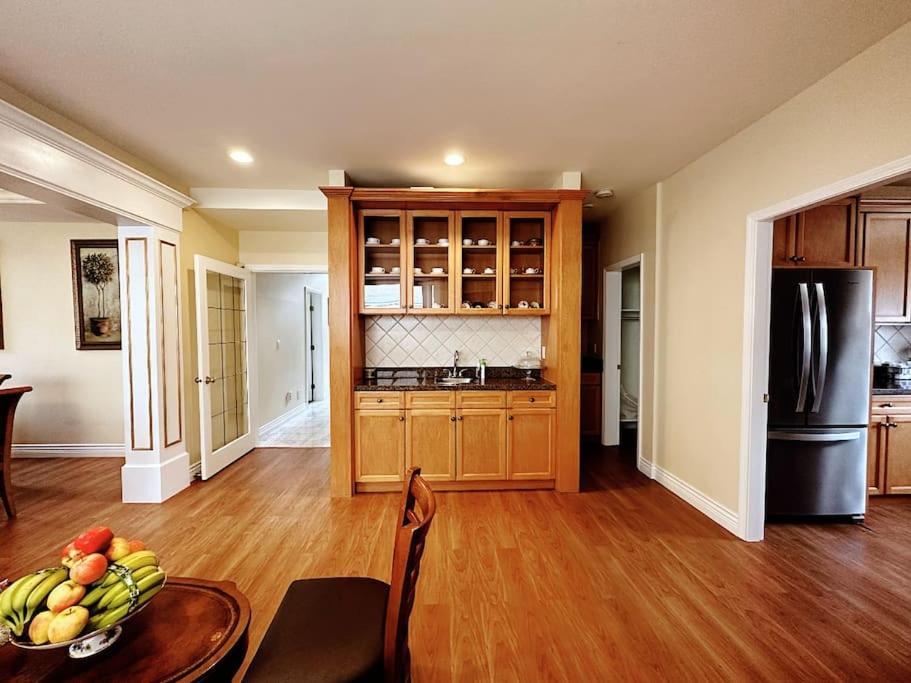 Super Cosy 8Bed & 6Bath In Vancouver Heart Near To Airport And Downtown Exterior foto