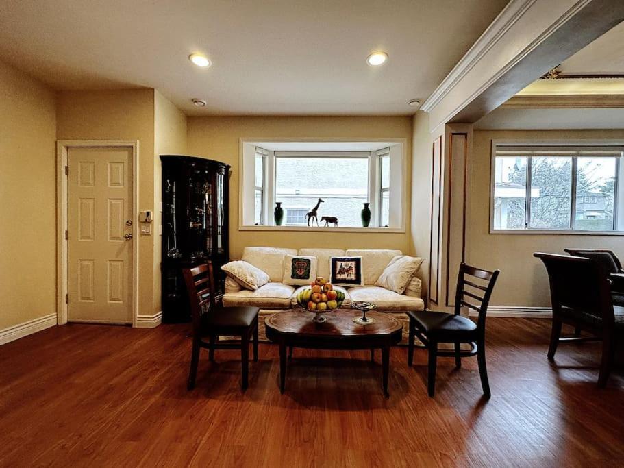 Super Cosy 8Bed & 6Bath In Vancouver Heart Near To Airport And Downtown Exterior foto